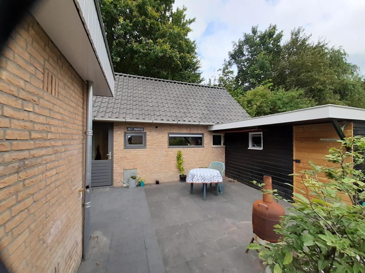 Vakantiehuis Aan Het Bos - Gelegen Aan De Tulpenroute Bant Bagian luar foto